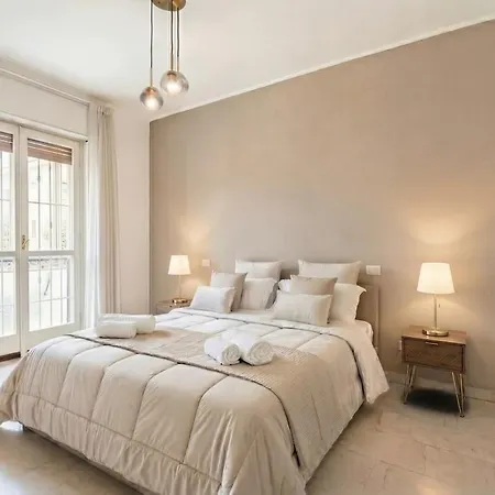 Spacious Modern Ac Close To Metro 公寓